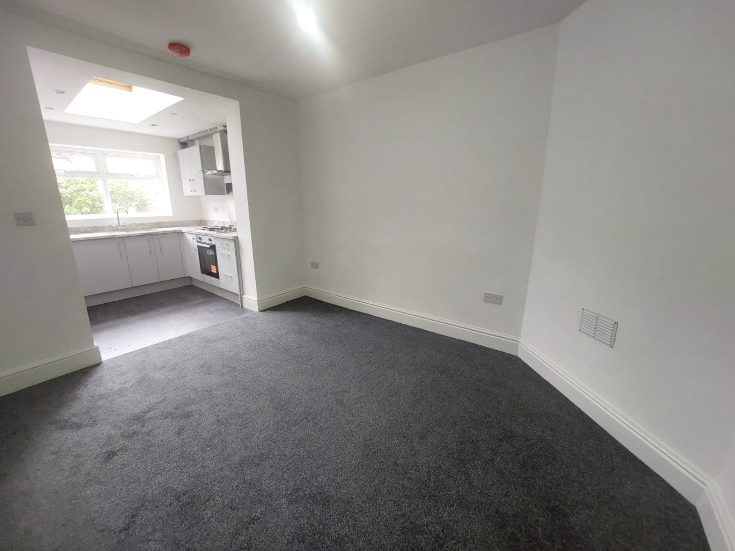 Flat Dingle Road in Birkenhead