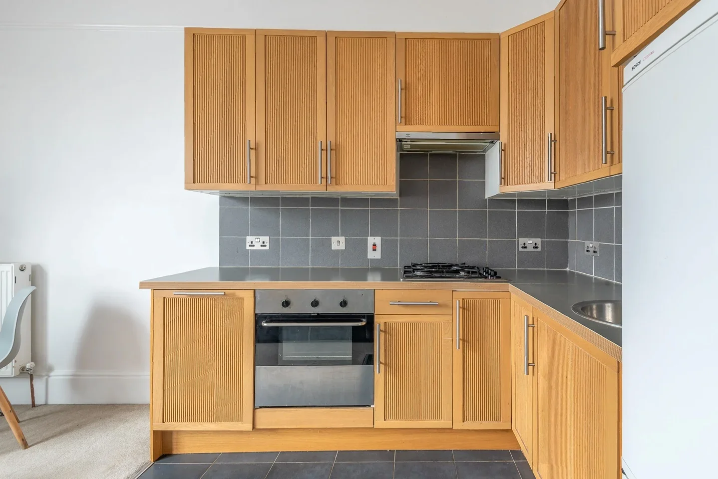 Flat Lower Addiscombe Road in Greater London