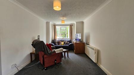 Flat Malden Road in Greater London