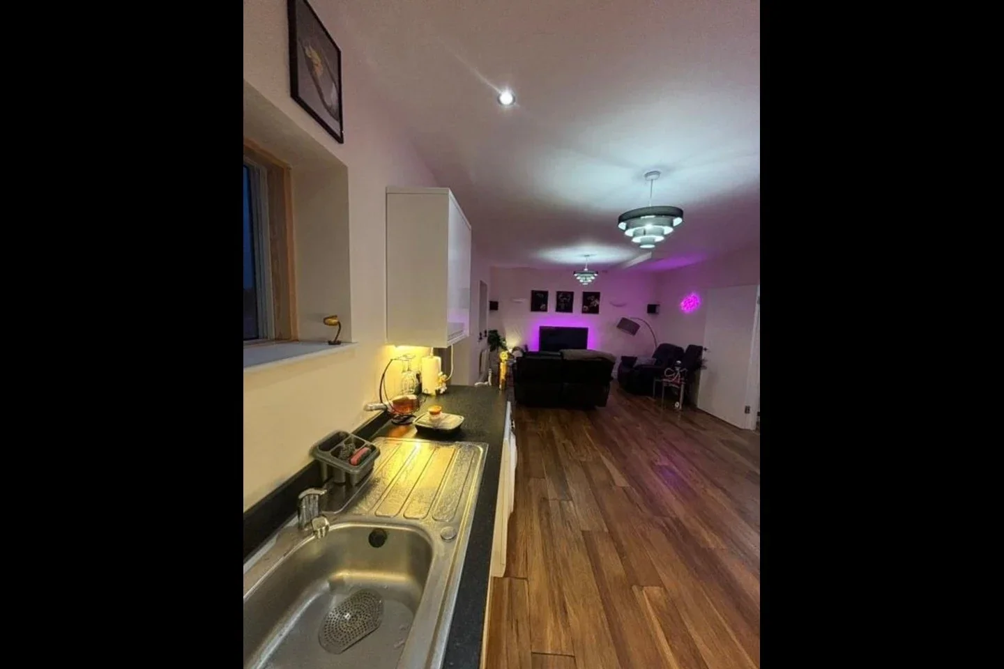 Room Normanshire Drive in Greater London