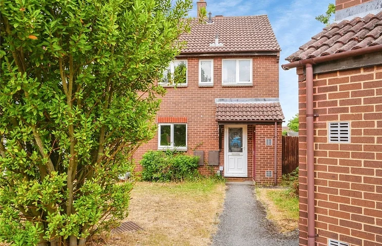 House Rochford Gardens in Cherwell District