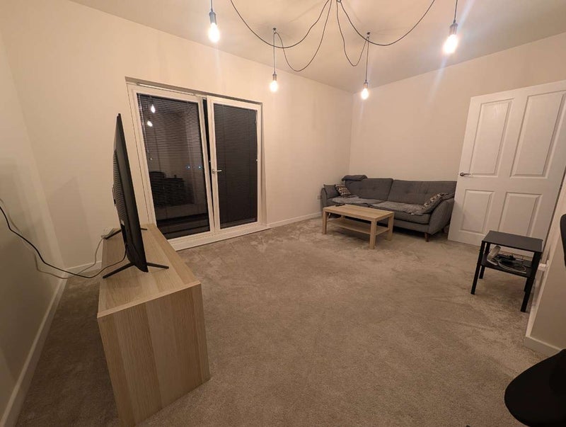Room Sighthill Circus in Glasgow