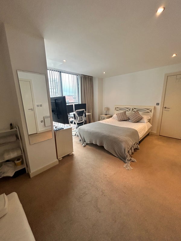 Room Jordan Street in Manchester