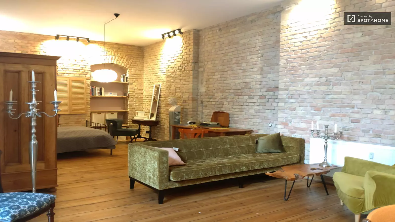 Wohnung Rochstraße in Berlin