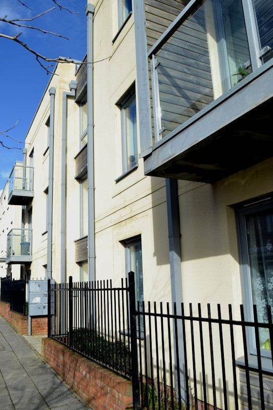 Flat Devon Terrace in Plymouth