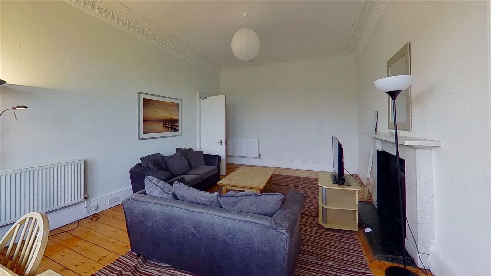 Flat Parkside Terrace in City of Edinburgh