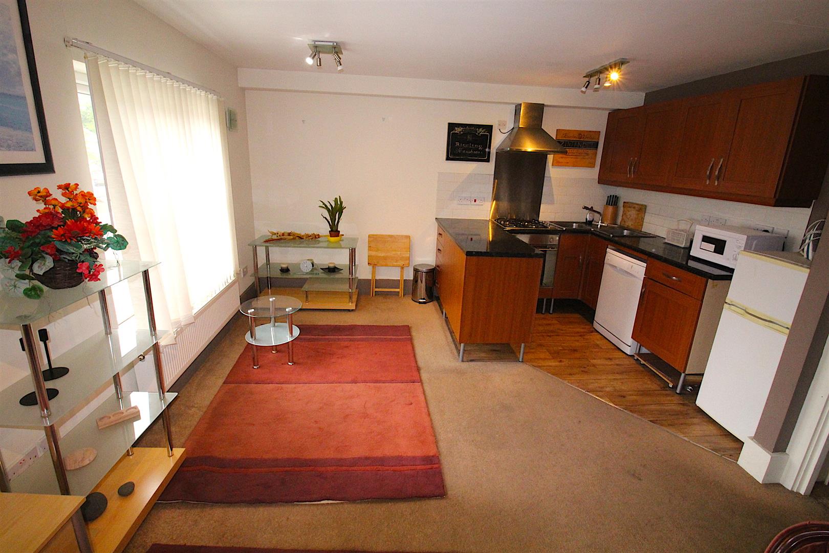 Flat Leicester Road in Rugby