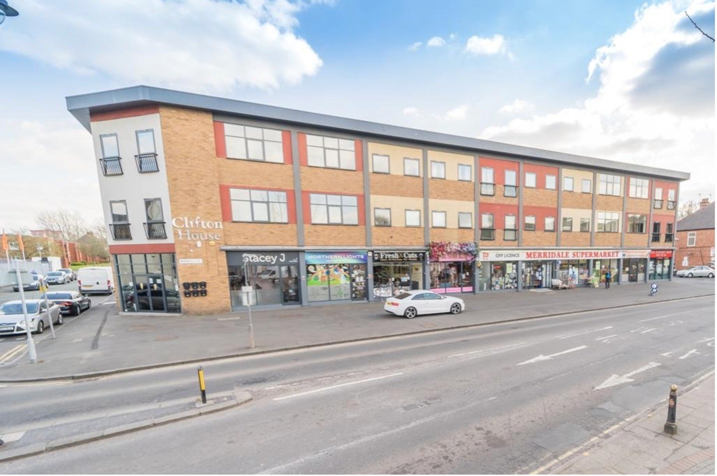 Flat Merridale Road in Wolverhampton