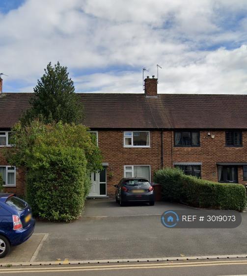 House Southchurch Drive in Nottingham