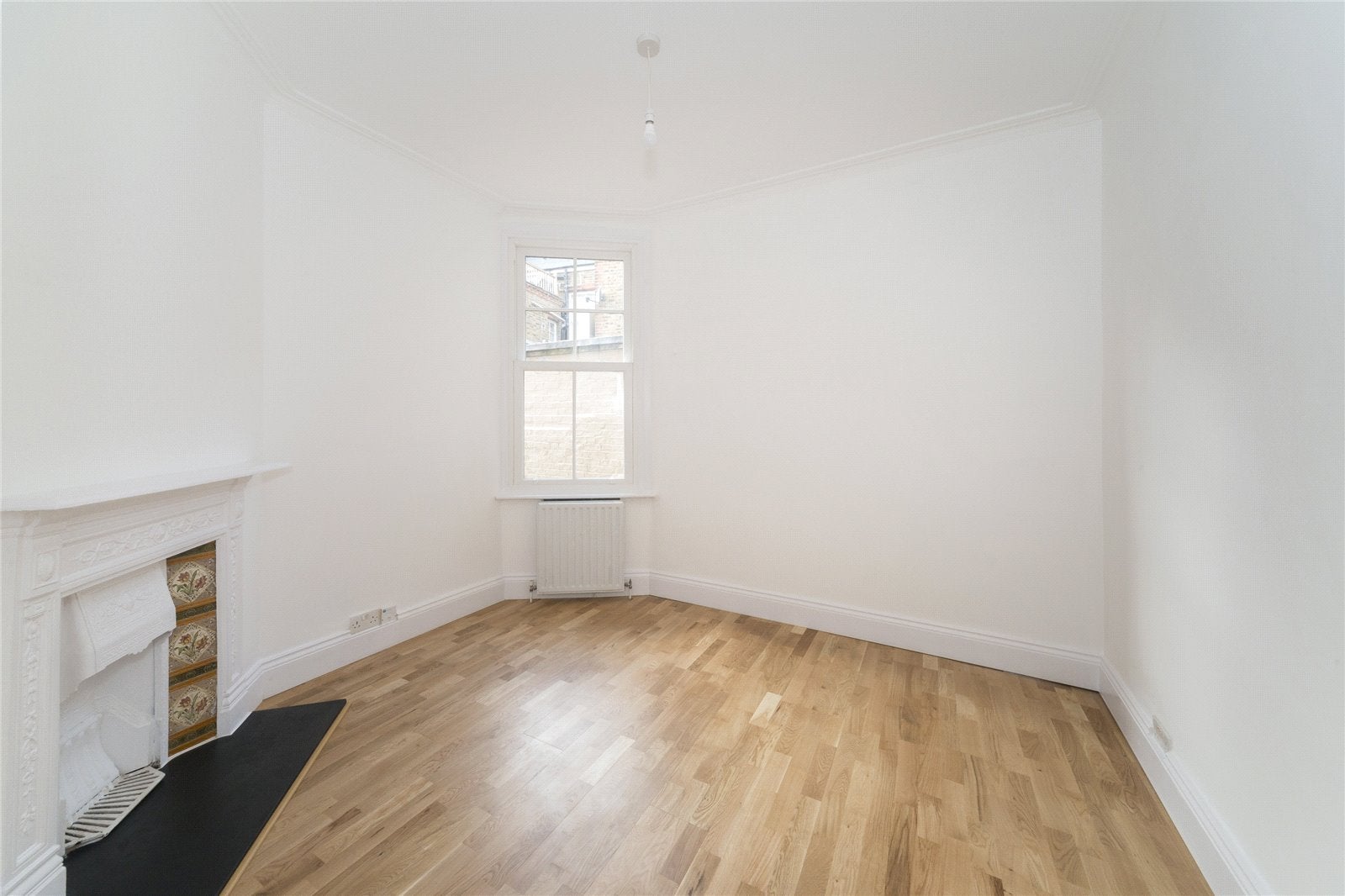 Flat North Avenue in Greater London
