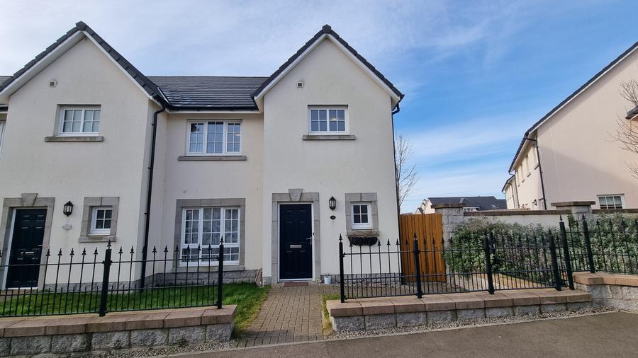 House Laverock Braes Crescent in Aberdeen City