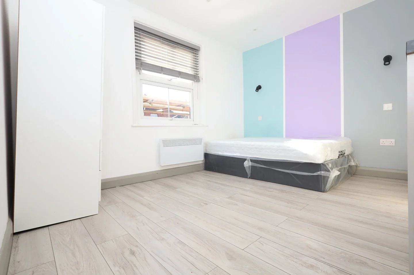 Flat Cullington Close in Greater London