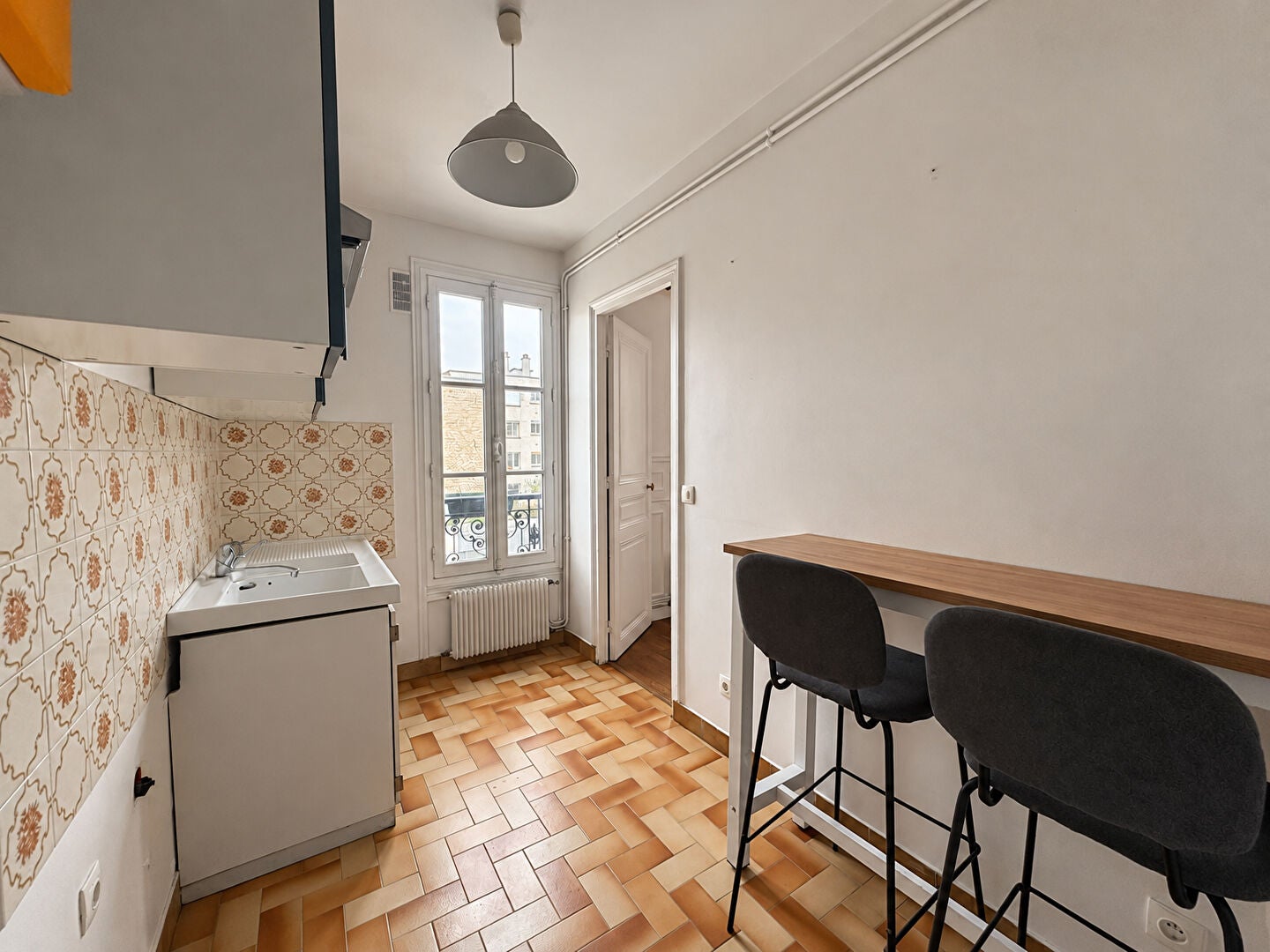 Flat Rue Pierre Larousse in Paris