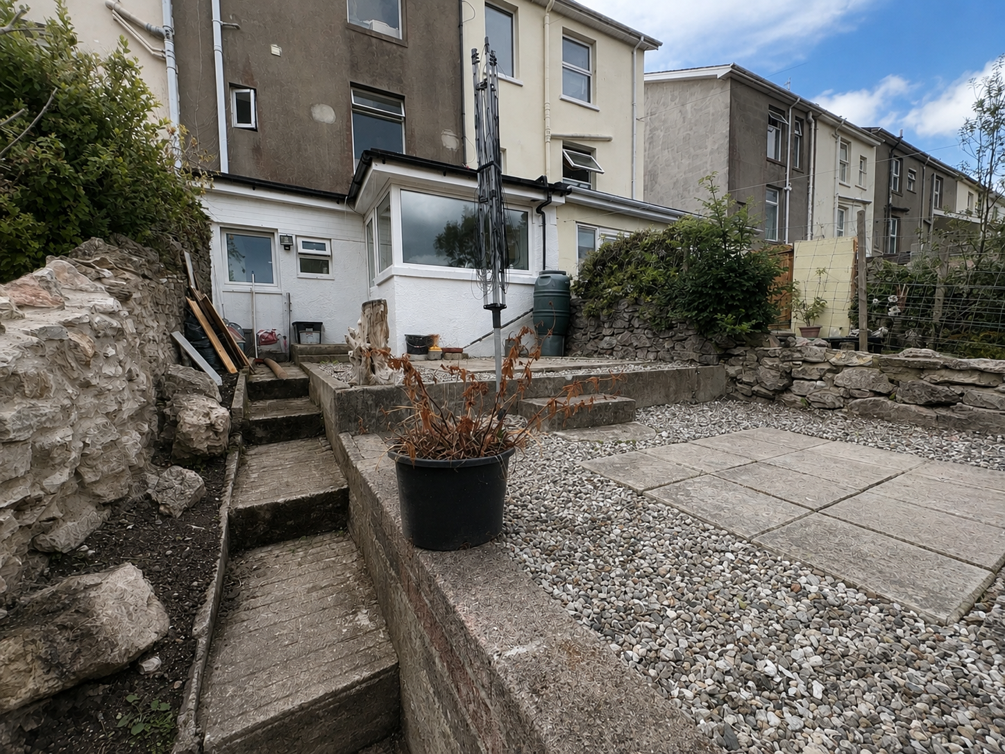 Flat Wellesley Road in Torquay