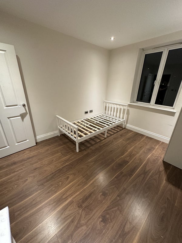Room Oakthorpe Road in Greater London