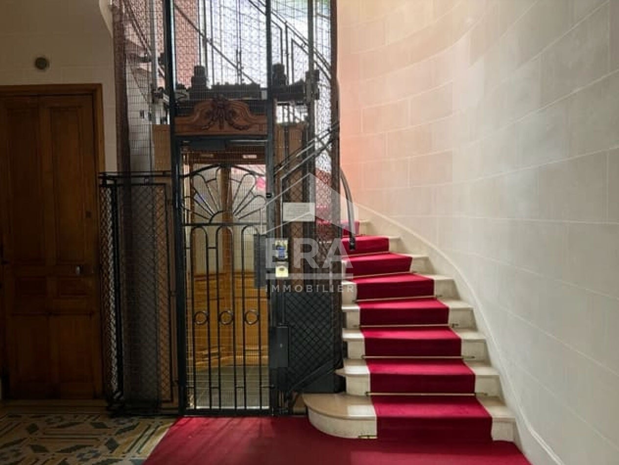 Appartement Rue Copernic à Paris