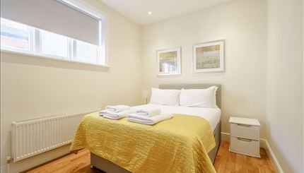 Flat Hammersmith Broadway in Greater London
