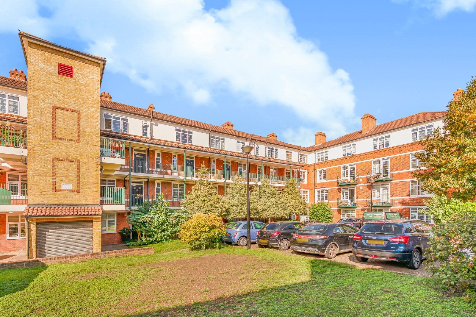 Flat Odessa Street in Greater London