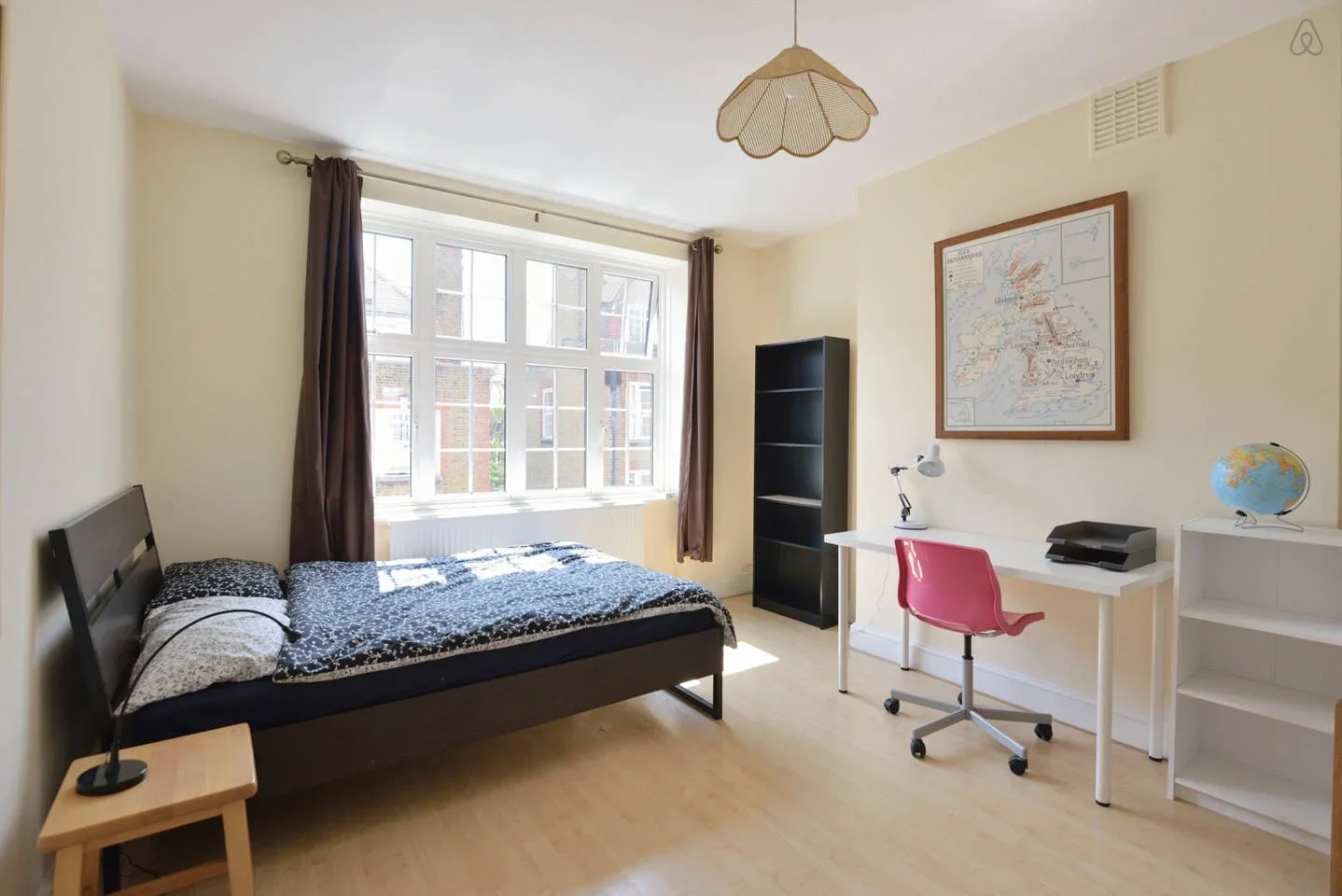 Flat Cranleigh Street in Greater London