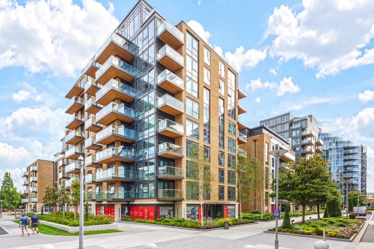 Flat Eltringham Street in Greater London
