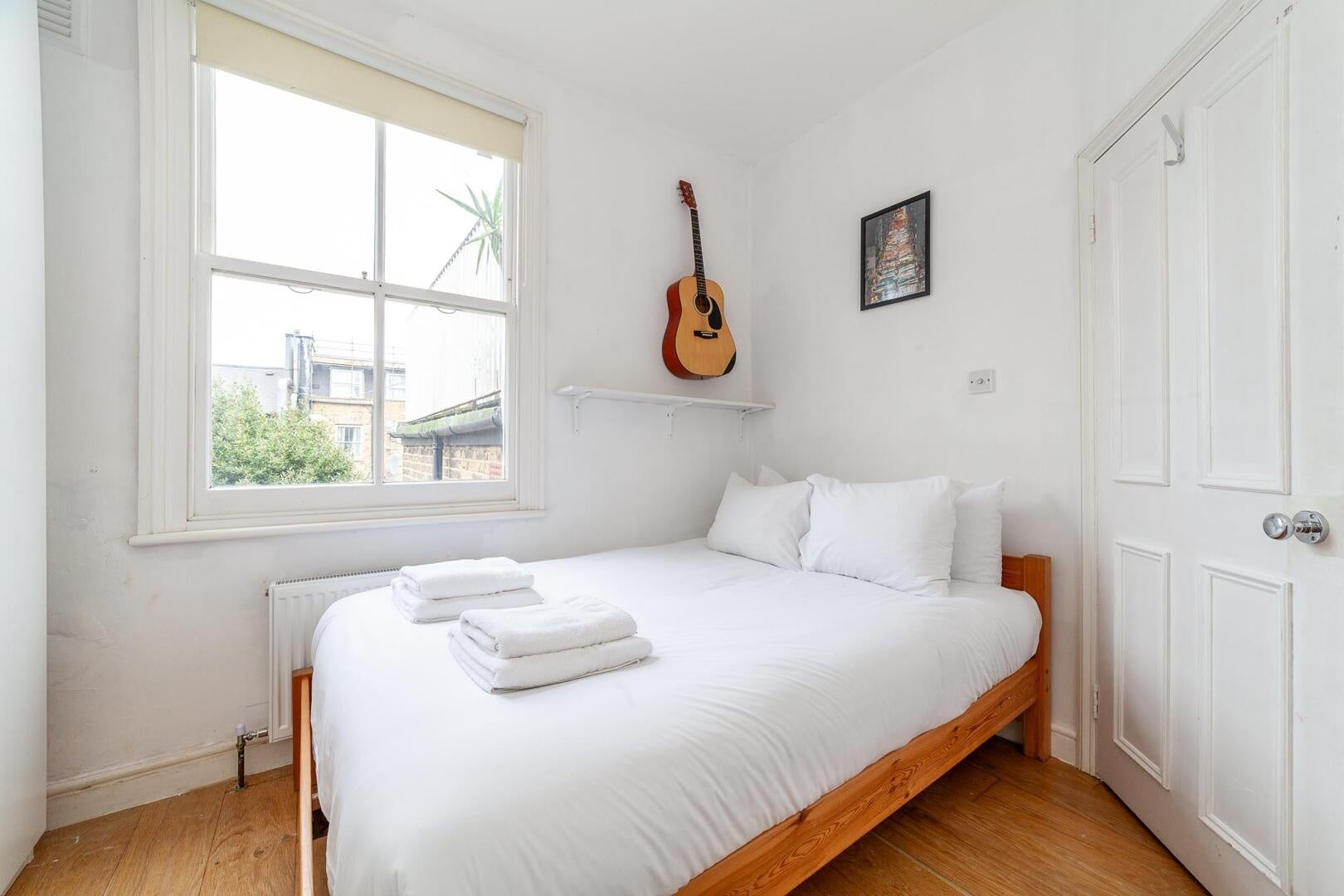 Flat Fermoy Road in City of Westminster