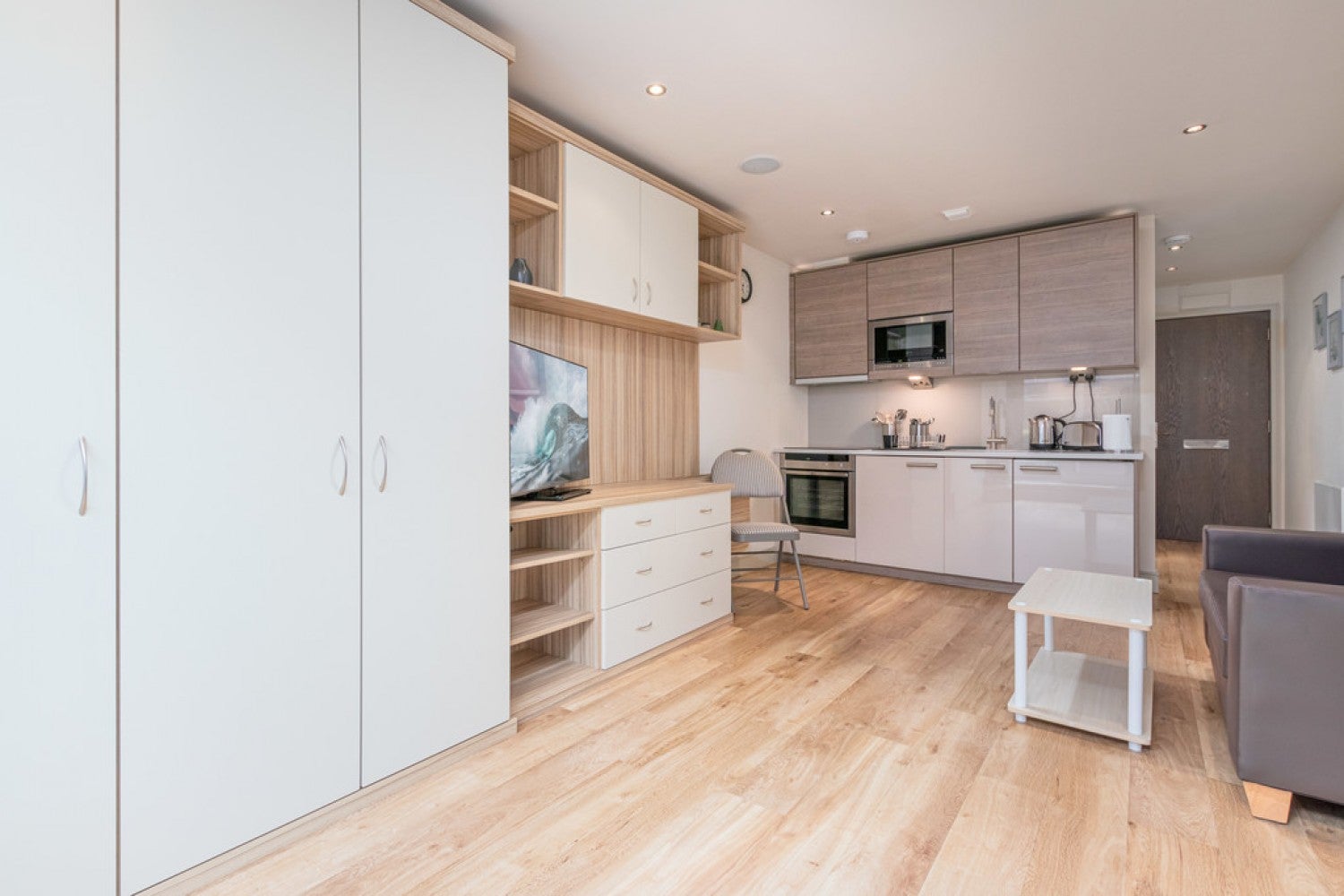 Flat Park Street in Greater London