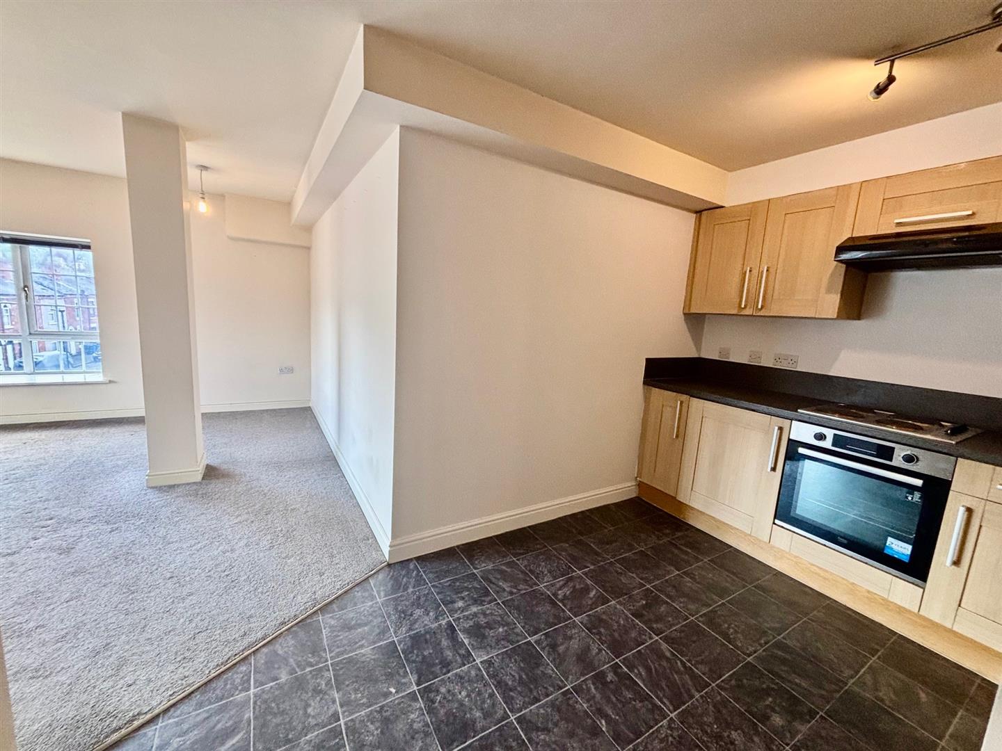 Flat Ashbourne Road in Derby