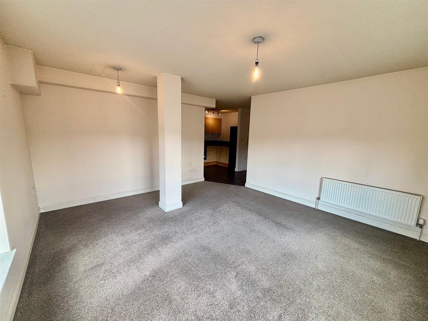 Flat Ashbourne Road in Derby