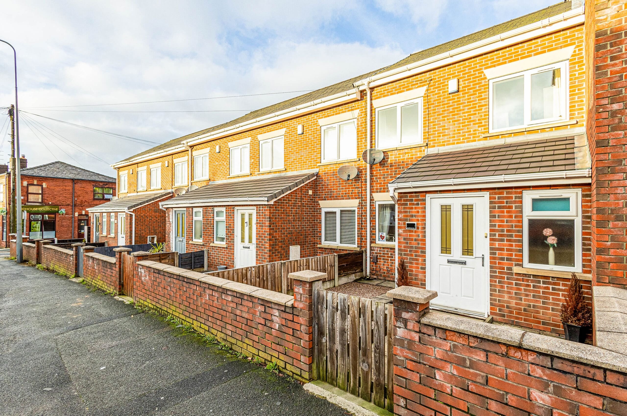 House Woodhouse Lane in Wigan