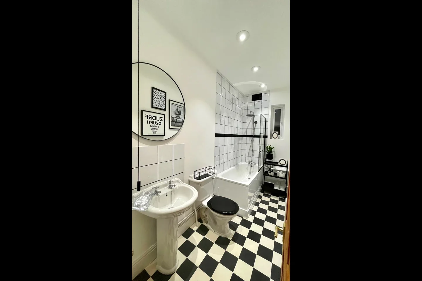 Flat Arthur Road in Greater London