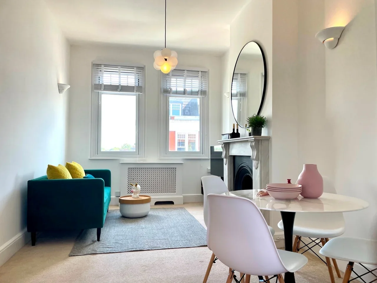 Flat Arthur Road in Greater London