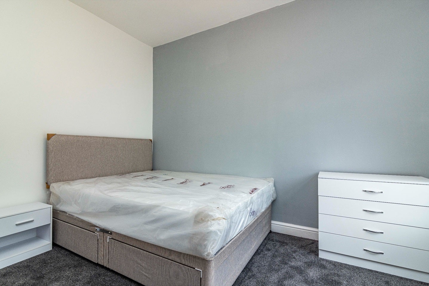 Room Newton Street in Mansfield Woodhouse