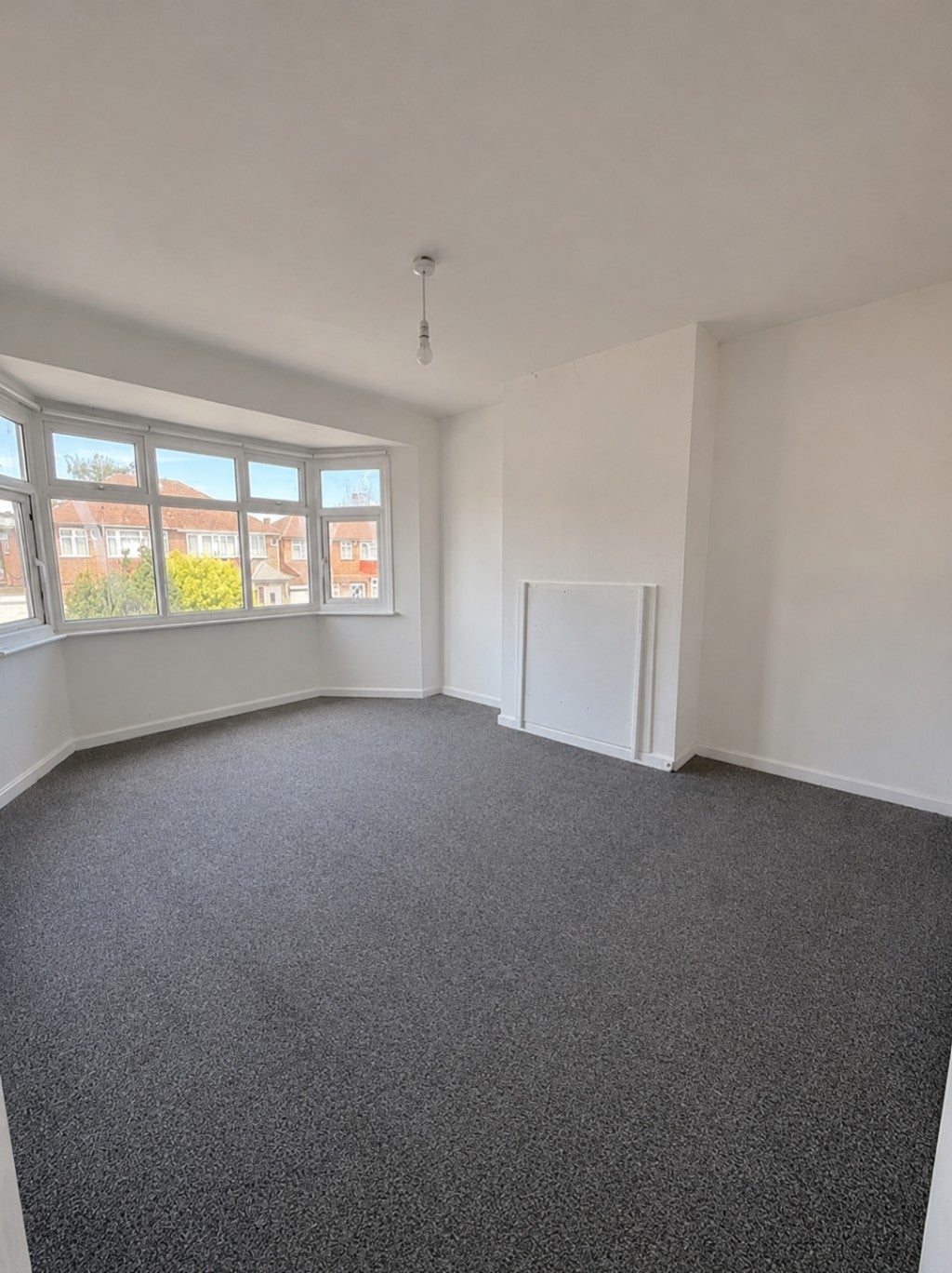 House Tintern Avenue in Greater London