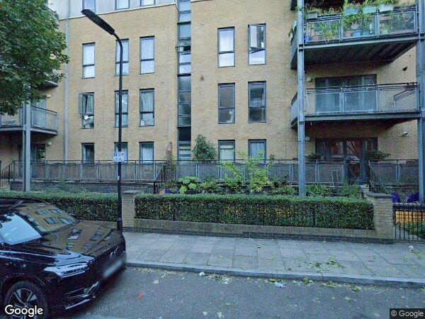 Flat Woodmill Road in Greater London
