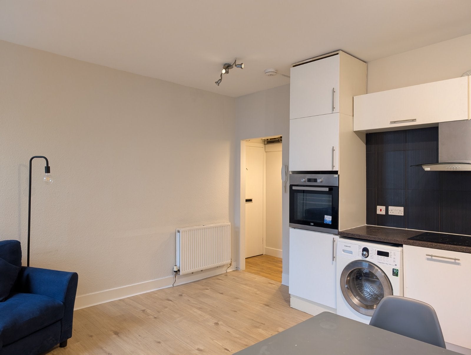 Flat East Fountainbridge in City of Edinburgh
