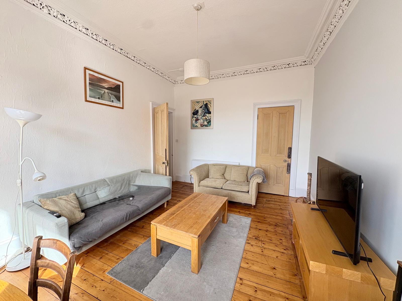 Flat Leven Street in City of Edinburgh