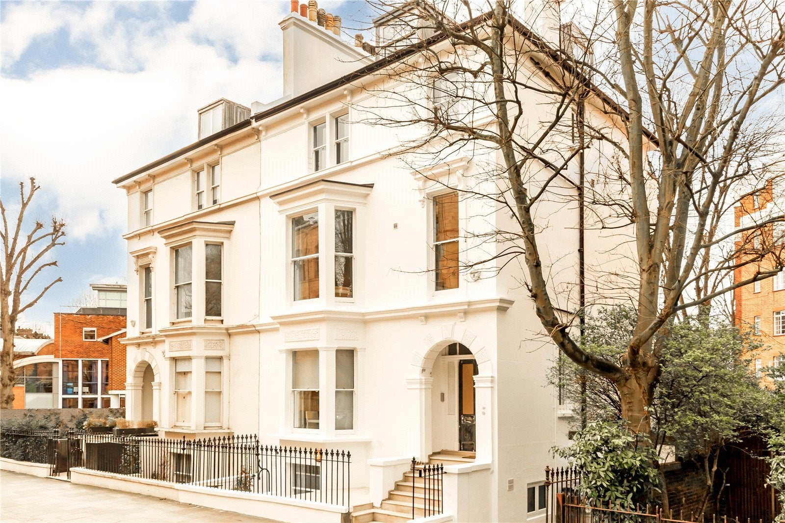 House Addison Road in Greater London