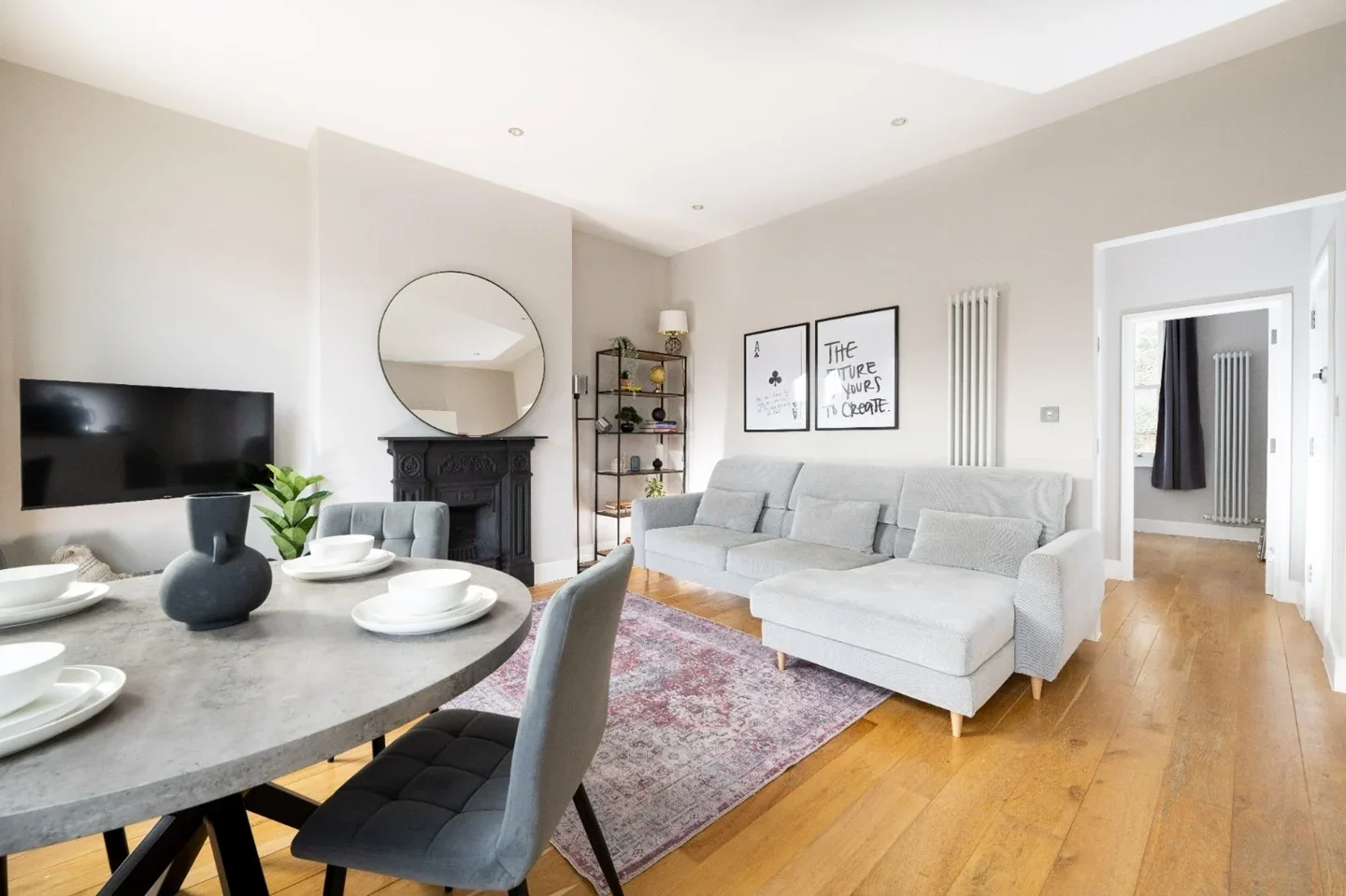 Flat Boveney Road in Greater London