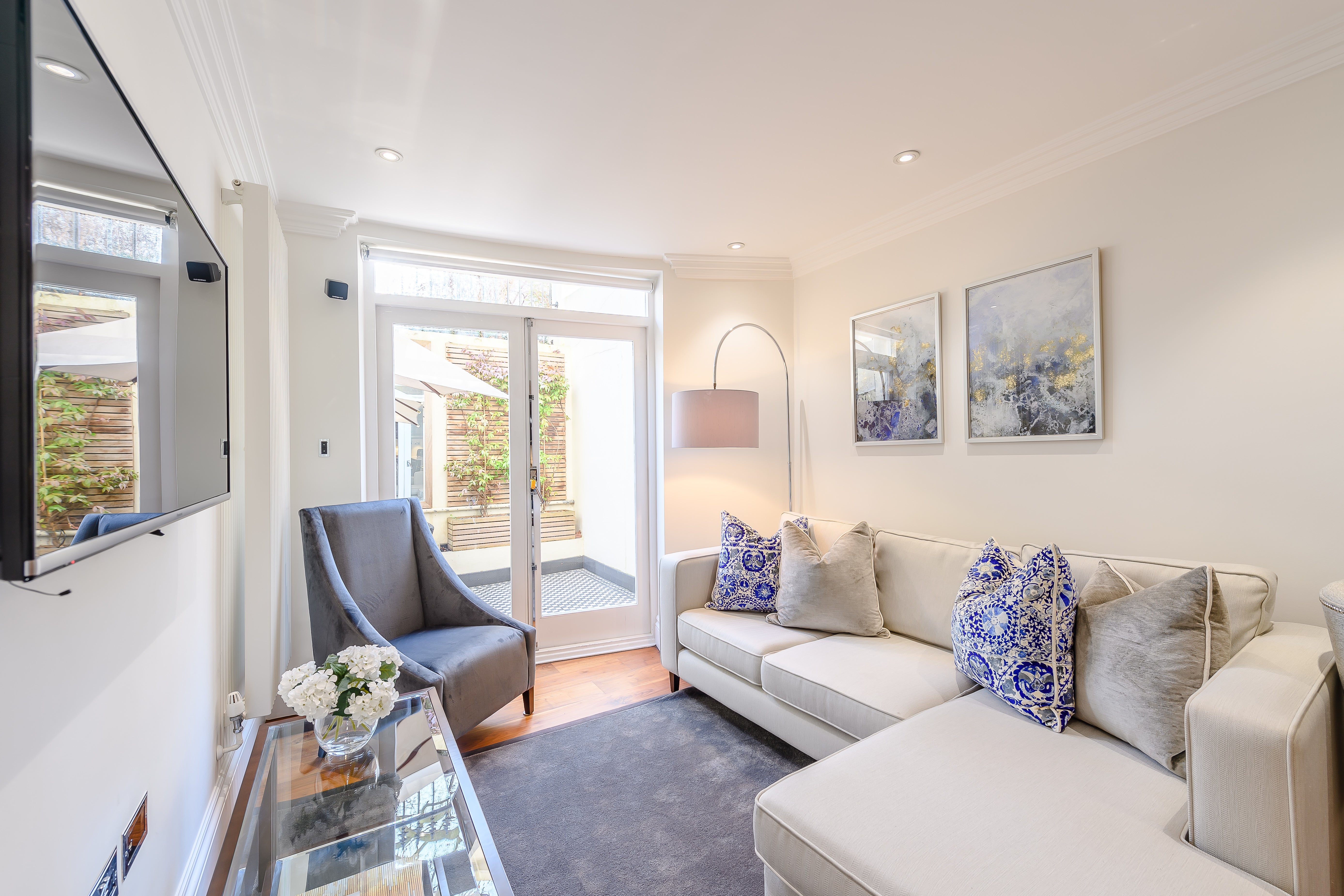 Flat Kensington Gardens Square in City of Westminster