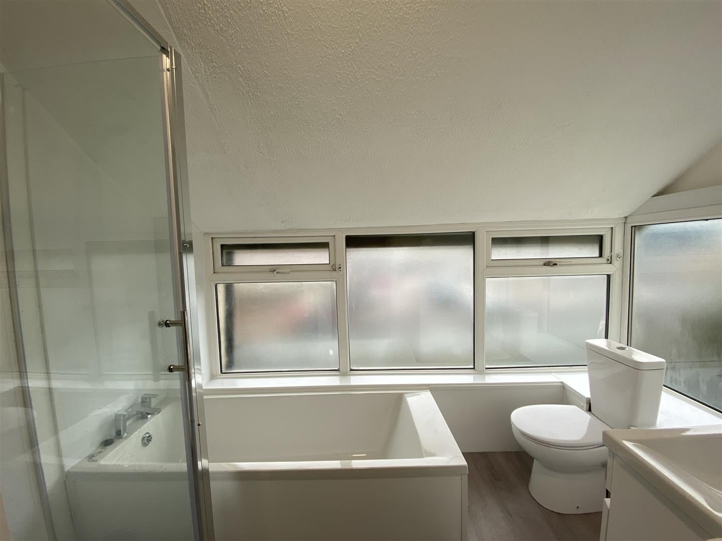 Room Cornwallis Terrace in St Leonards