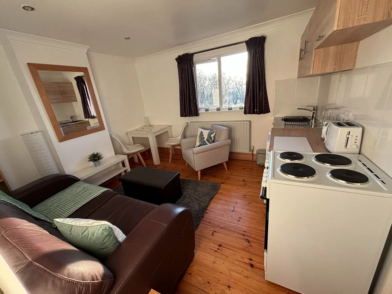 Flat South Norwood Hill in Greater London
