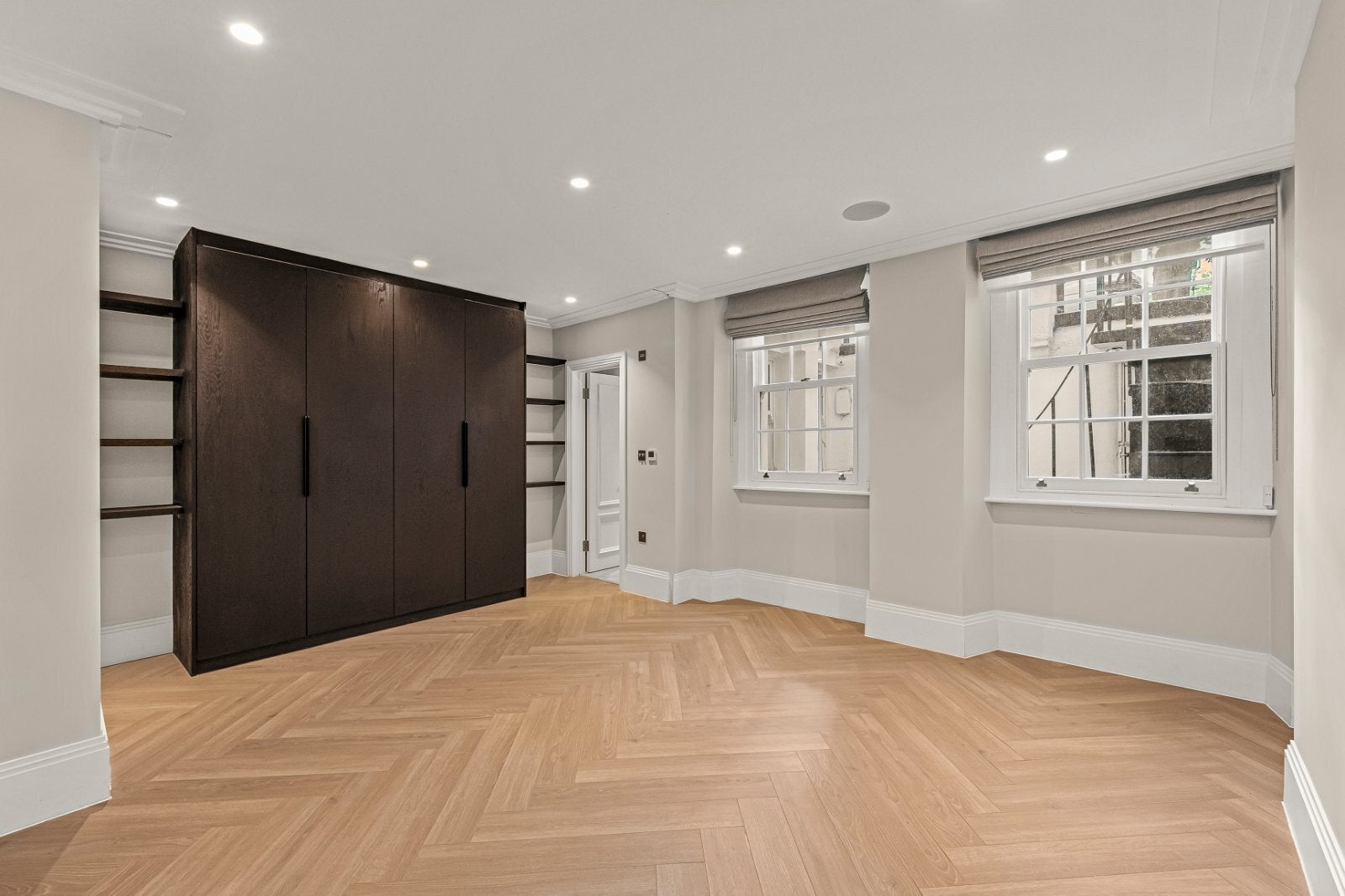 Flat Ovington Square in Greater London