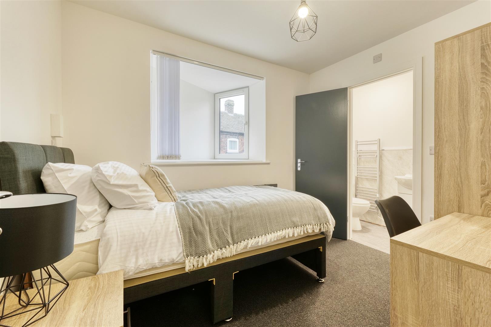 Room Kingsway in Stoke-on-Trent