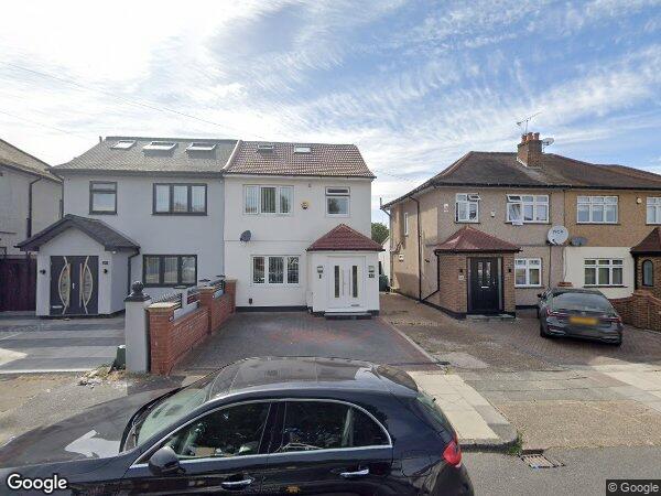 House Len Taylor Close in Greater London