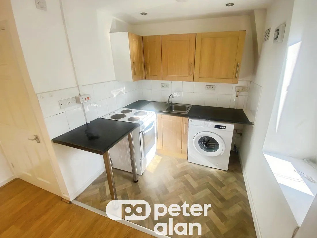 Flat Dyffryn Street in Mountain Ash