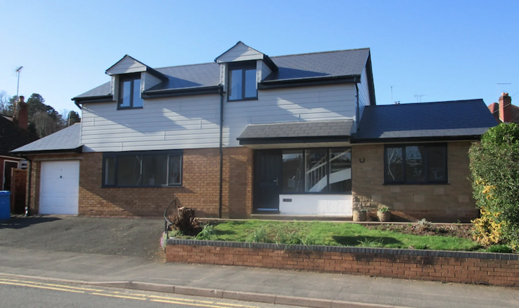 House Fairfield Drive in South Staffordshire
