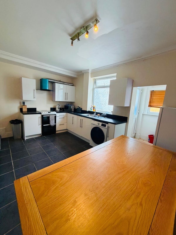 Room Chorley Road in Salford