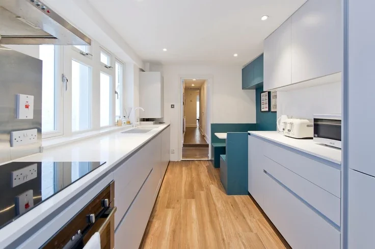 Flat Hugh Street in City of Westminster