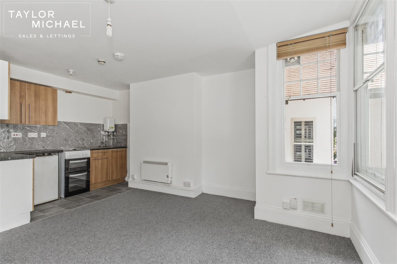 Flat York Avenue in Hove