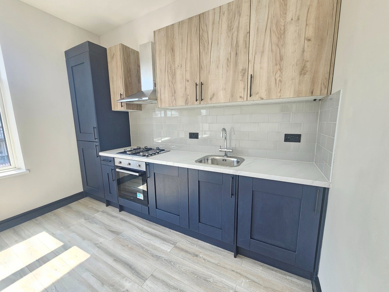 Flat Blackstock Road in Greater London